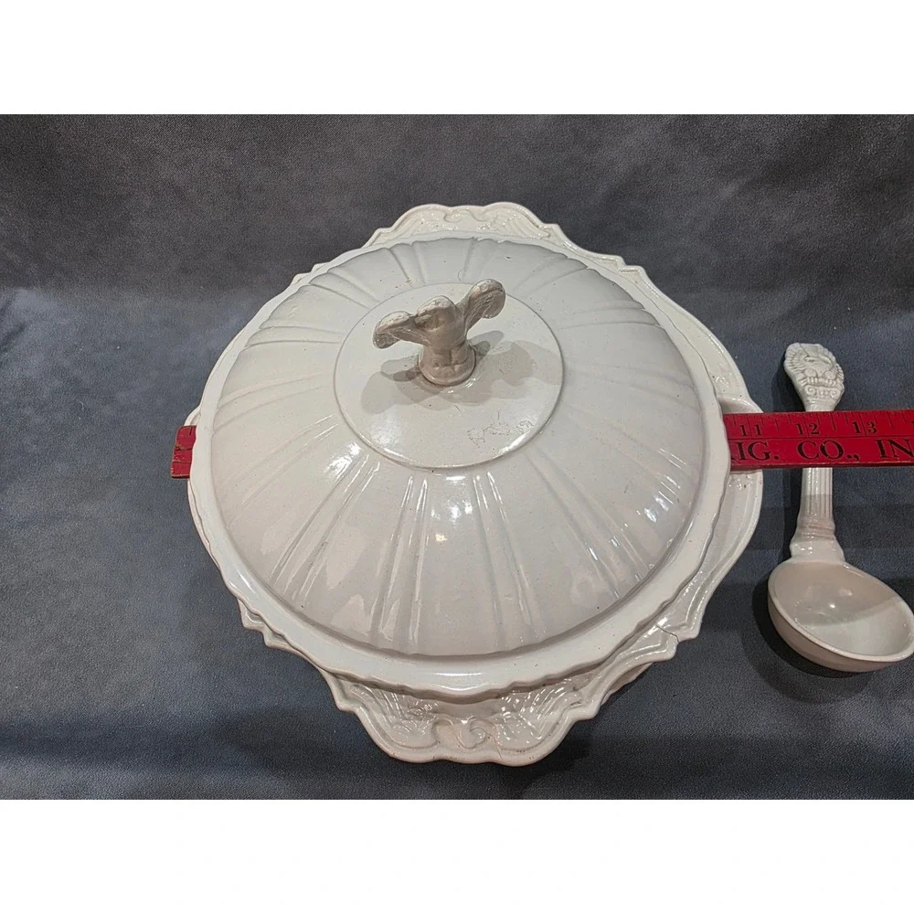 Vintage Lane & Co Van Nuys Calif Ceramic Eagle Soup Tureen Set with Ladle 1531